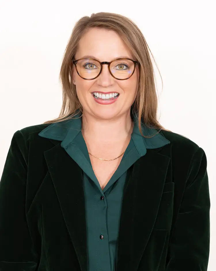 Leoni Holmes